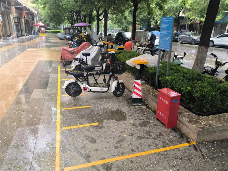两轮充电桩安装实例
