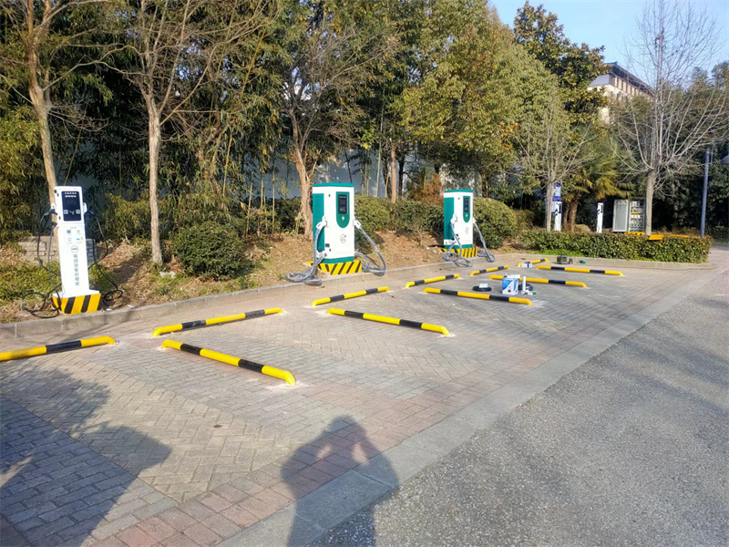 直流桩安装实例